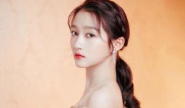 最新爆料关晓彤,揭秘明星背后的甜蜜故事