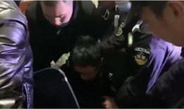 林冰被砸最新爆料视频,现场惊心动魄